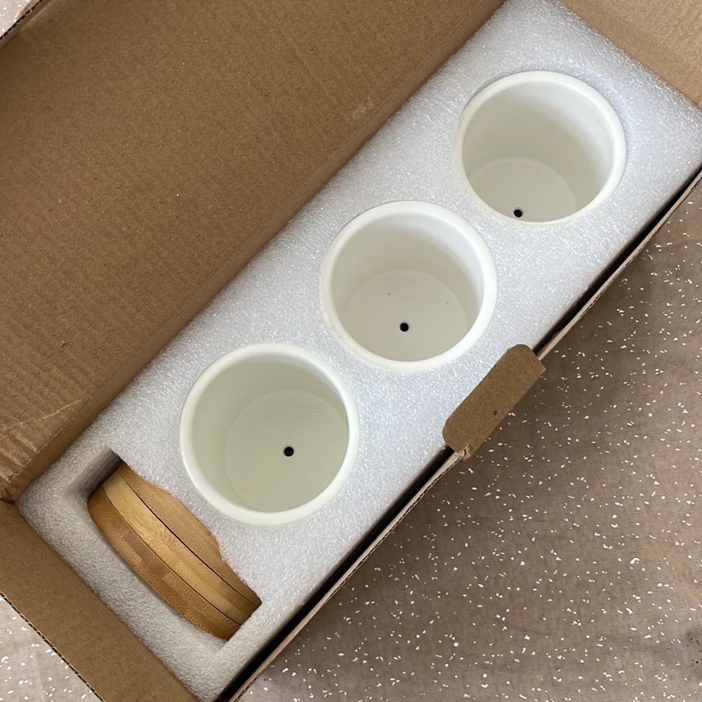 Brand New I Love You Set of 3 Ceramic Planter Pots 3.5” White w/ Bamboo Bases - Picture 2 of 12